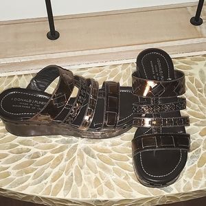 Donald j Pliner sandals
